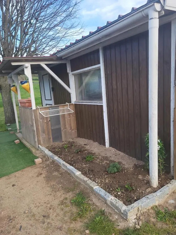 Le Bungalow Au Fond Du Jardin Valeille Apartment